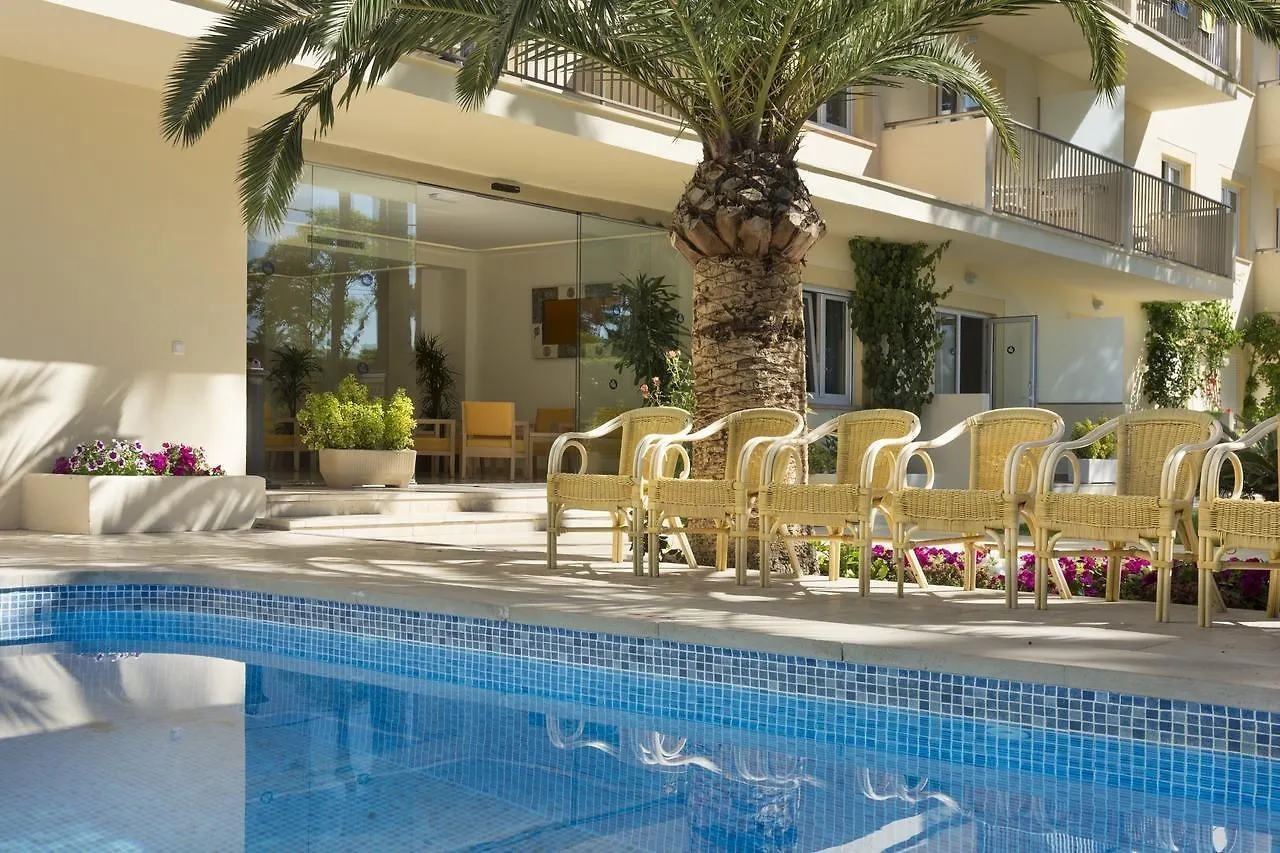 Apartamentos Embat Плайя де Пальма 2*,