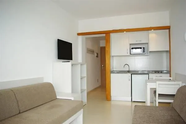 Apartamentos Embat Плайя де Пальма 2*,